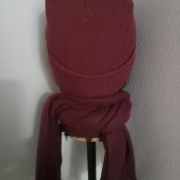 Burgundy Jeweled Hat Set main image 6
